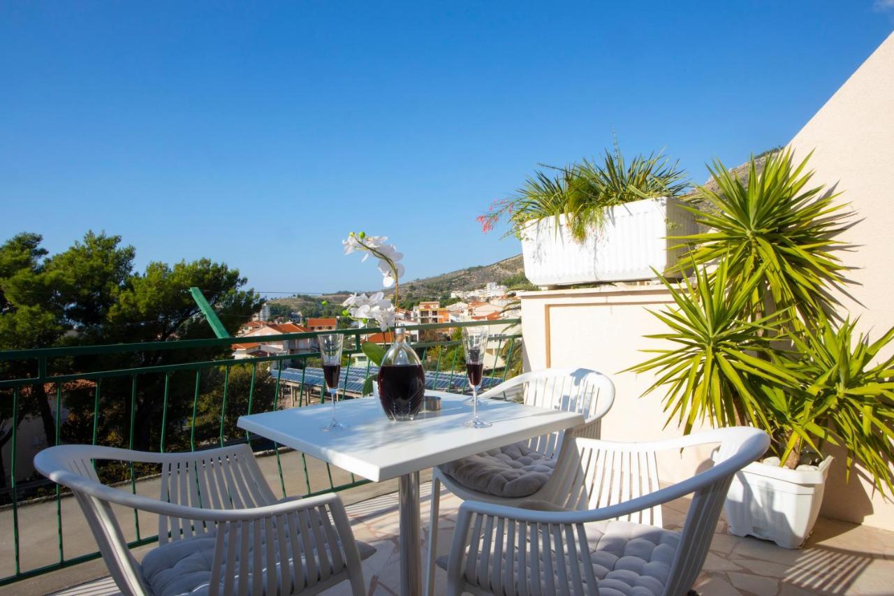 Villa Milenka - Apartmani Gorana Tucepi Ngoại thất bức ảnh