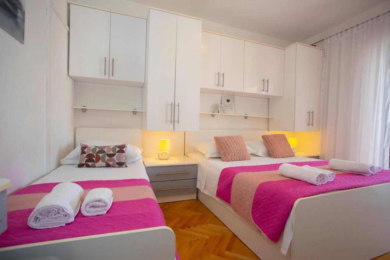 Villa Milenka - Apartmani Gorana Tucepi Ngoại thất bức ảnh