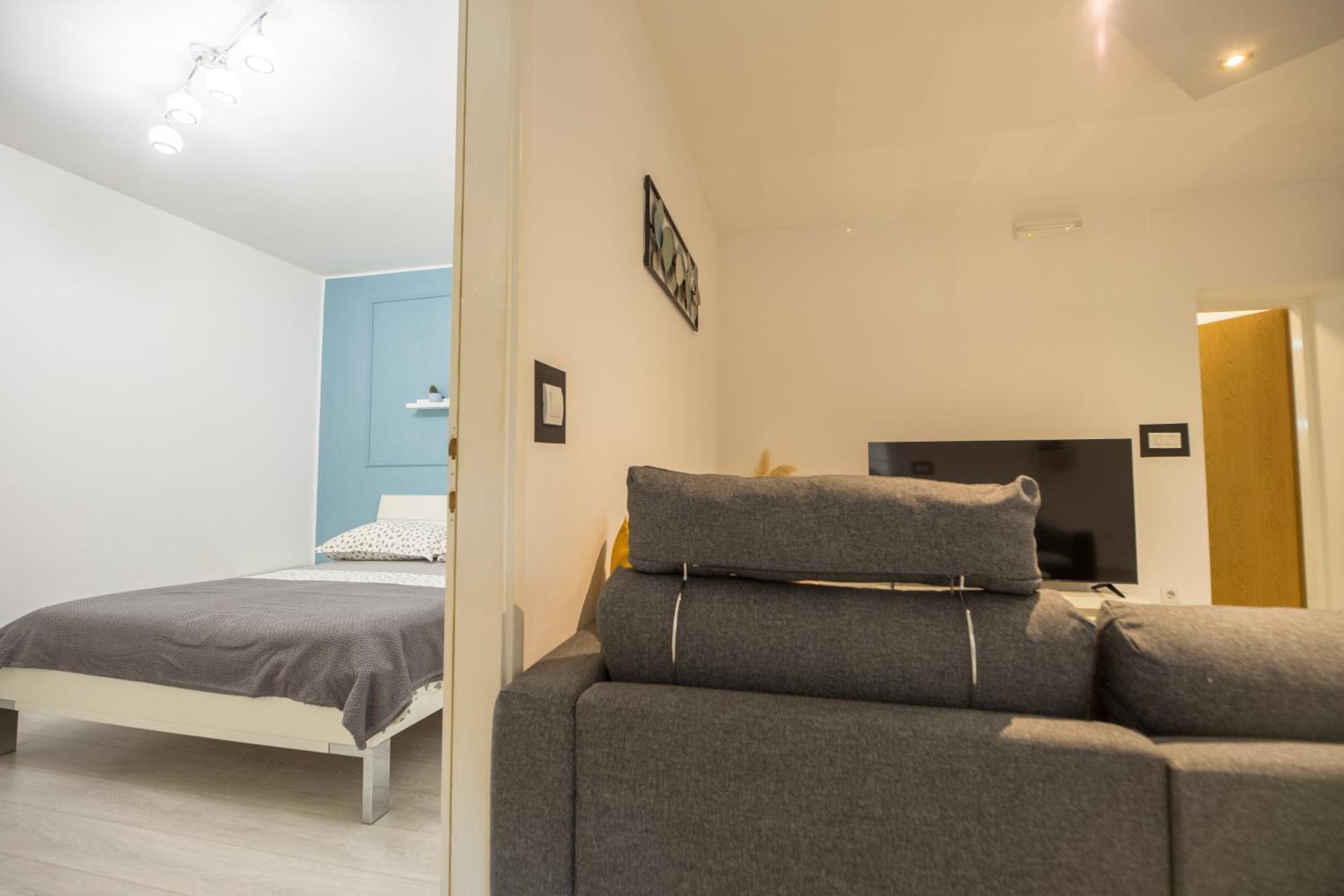 Villa Milenka - Apartmani Gorana Tucepi Phòng bức ảnh